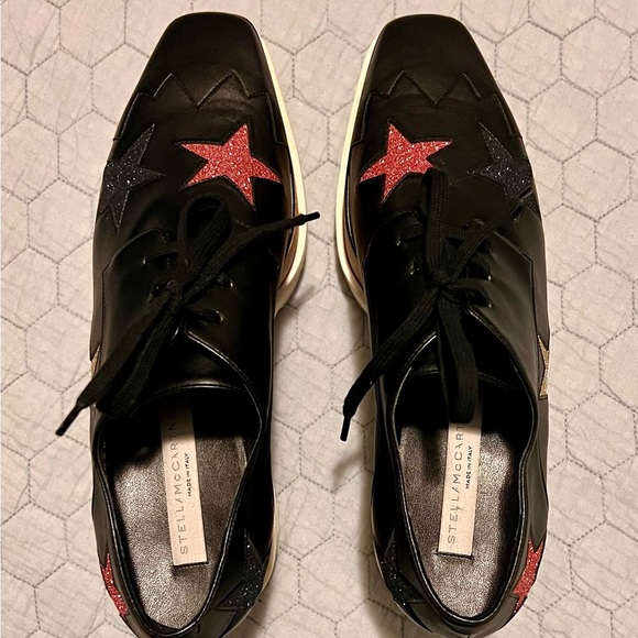 Stella McCartney Elyse Platforms. Vegan leather. Gently worn. Size 40 (10 US) - Picture 6 of 8